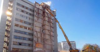 Демонтаж многоэтажного дома Североуральск, цена от 3752 руб.